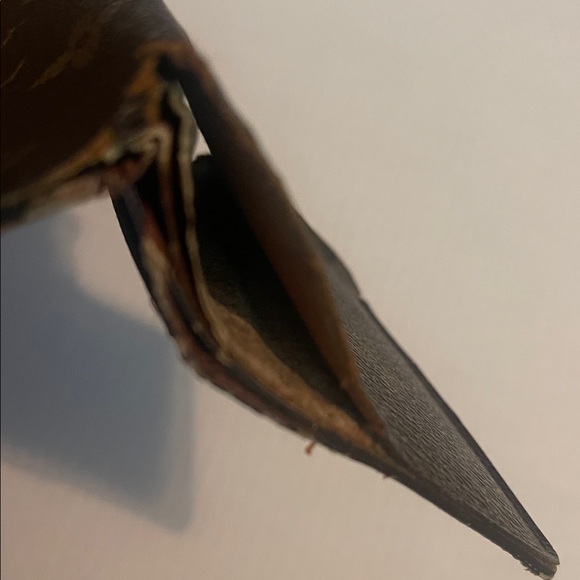 Authentic Louis Vuitton Monogram Black and Brown Card Holder - Picture 3 of 7